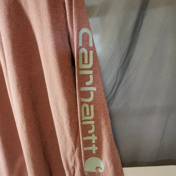 Carhartt Long Sleeve Tees for Versatile Style - Picture 3 of 8